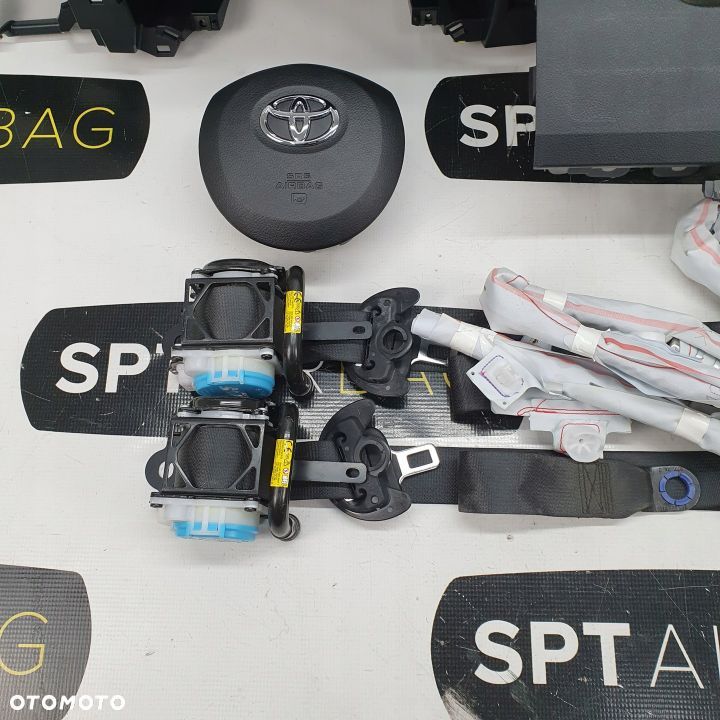 TOYOTA YARIS 3 III LIFT DESKA ROZDZIELCZA KONSOLA KOKPIT PULPIT PODUSZKI AIRBAG AIR BAG PASY KIT SET - 11