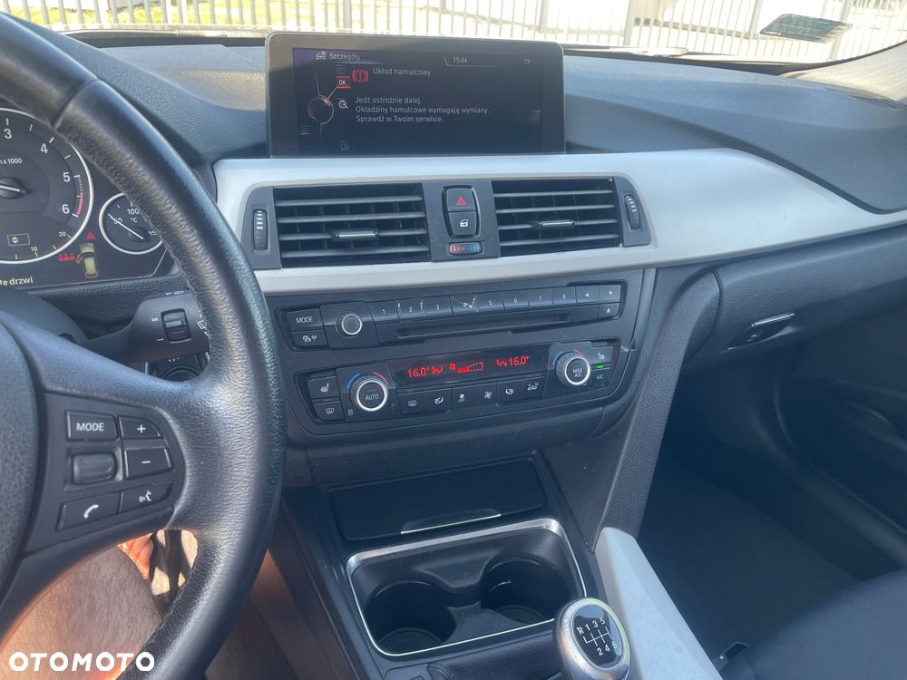 BMW Seria 3 - 12