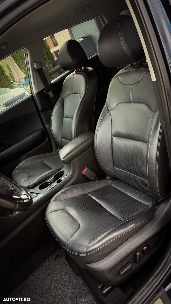 Kia Niro 1.6 GDI HEV 2WD OPF Aut. Edition 7 - 9