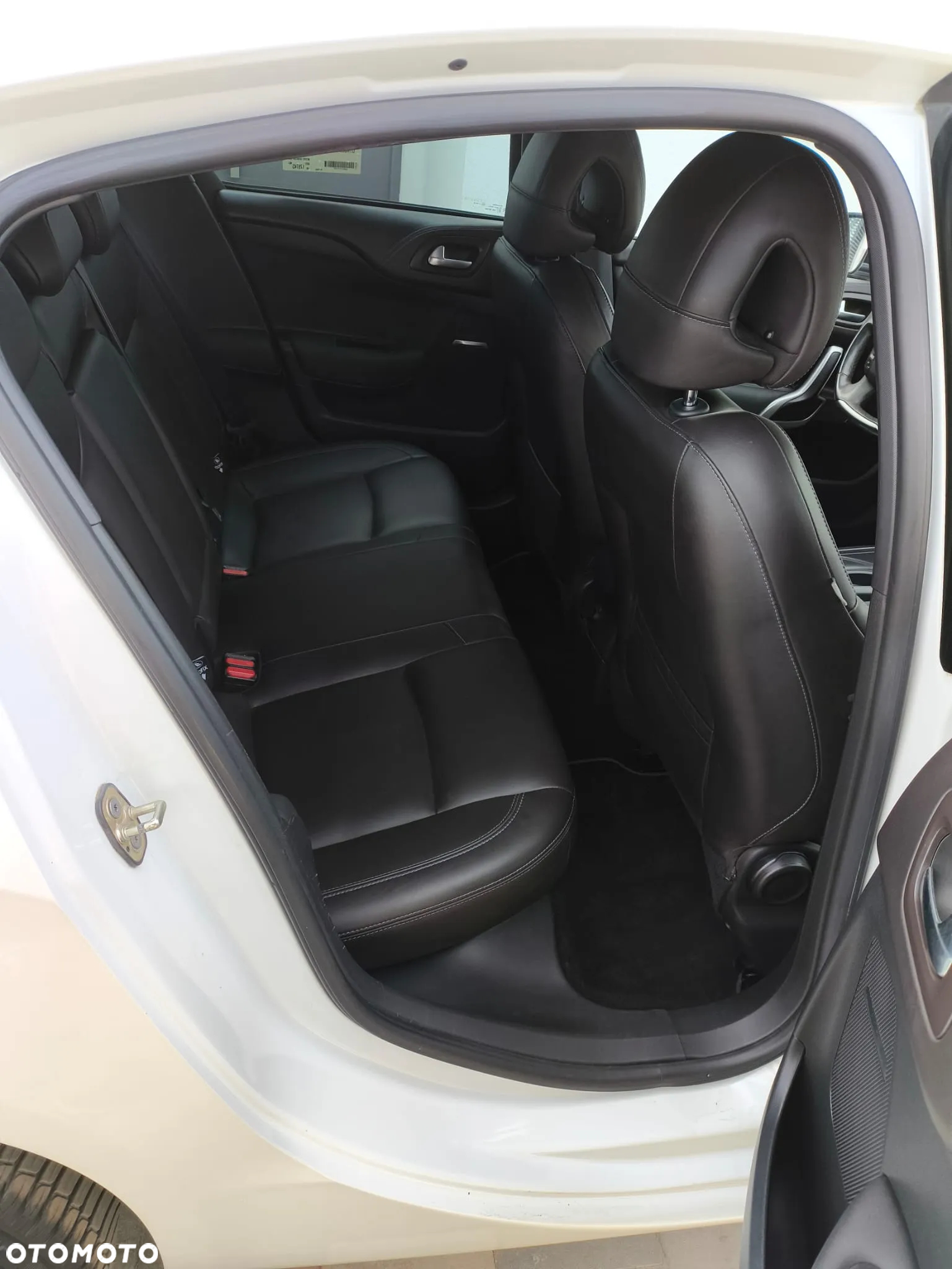 Citroën DS4 2.0 HDi SportChic - 12