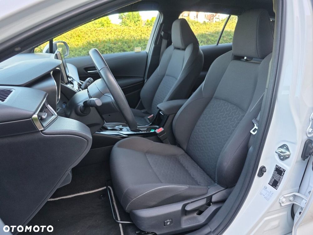Toyota Corolla 1.8 Hybrid Comfort - 18