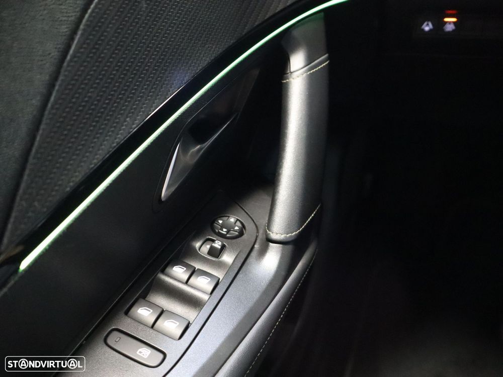 Peugeot 2008 1.5 BlueHDi GT EAT8 - 12