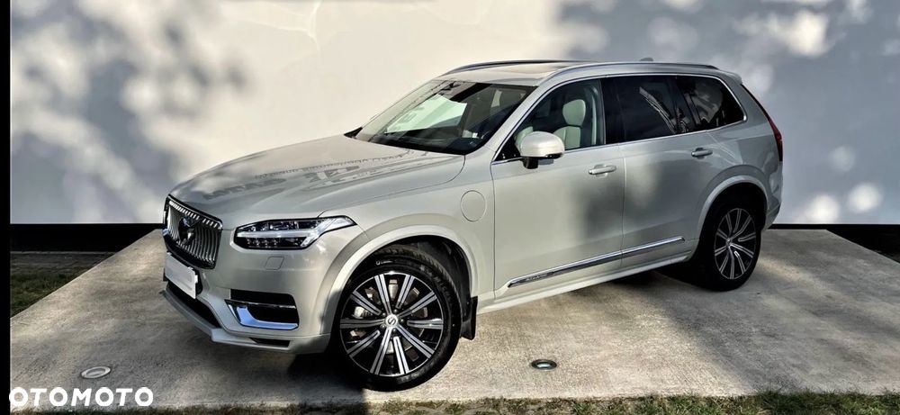 Volvo XC 90 - 1