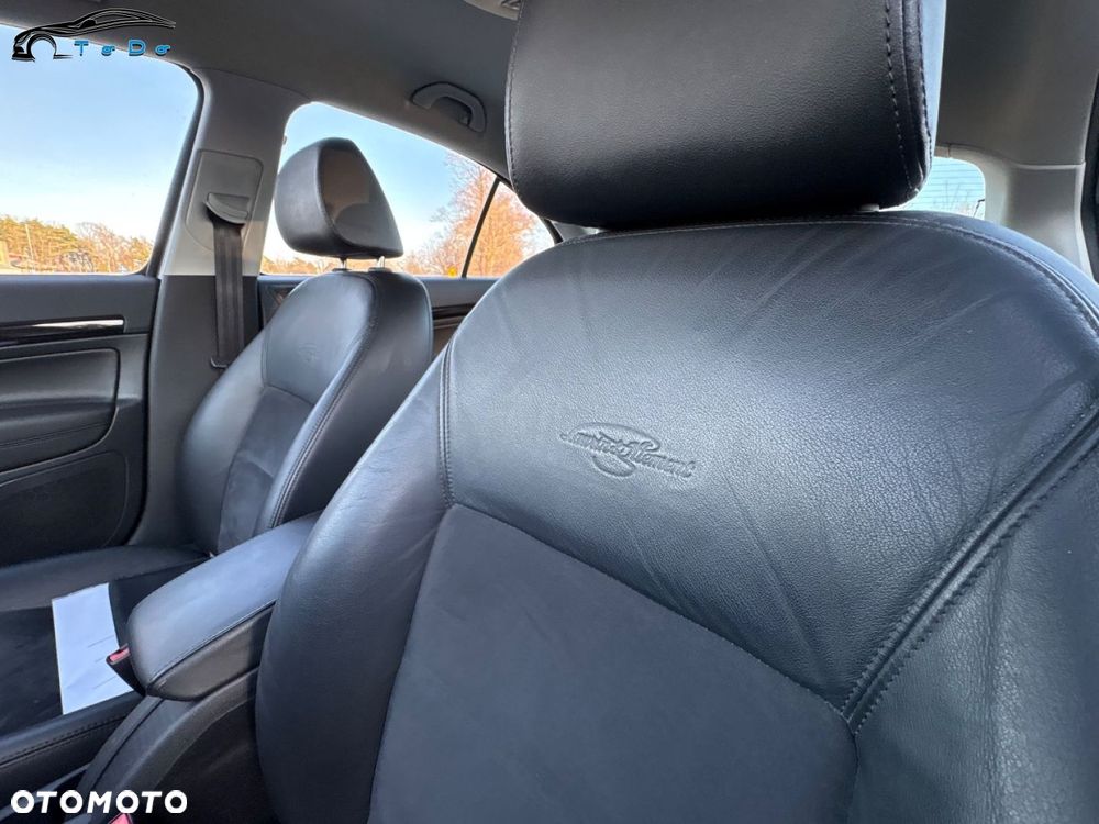 Skoda Octavia 1.8 TSI DSG Laurin & Klement - 25