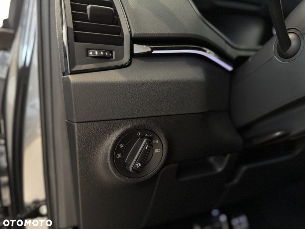 Skoda Karoq 1.5 TSI ACT Sportline DSG - 17