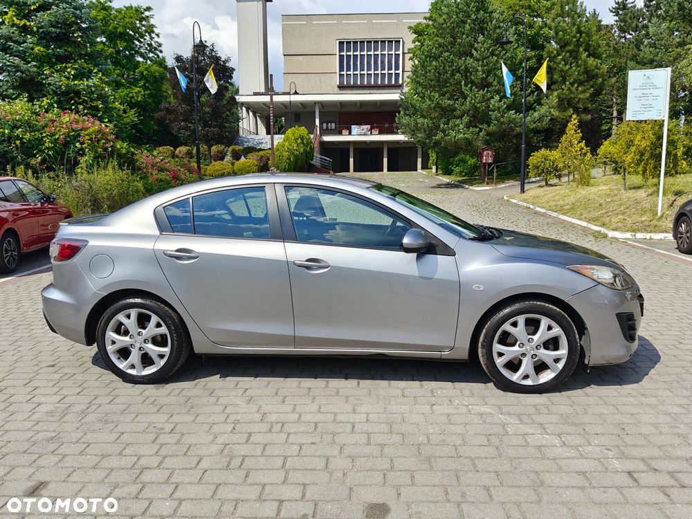 Mazda 3 1.6 CD Exclusive + - 5