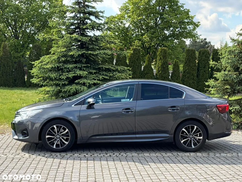 Toyota Avensis 2.0 D-4D Prestige - 10
