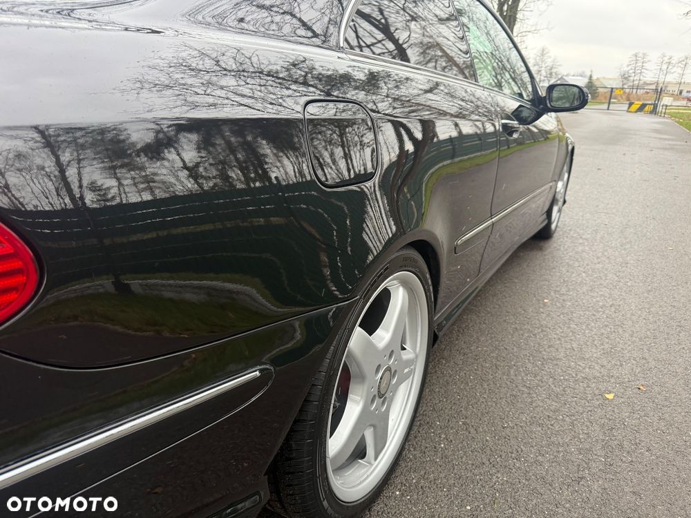 Mercedes-Benz CLK 280 7G-TRONIC Avantgarde Sport Edition - 14