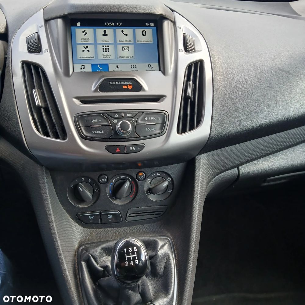 Ford Transit Connect - 19