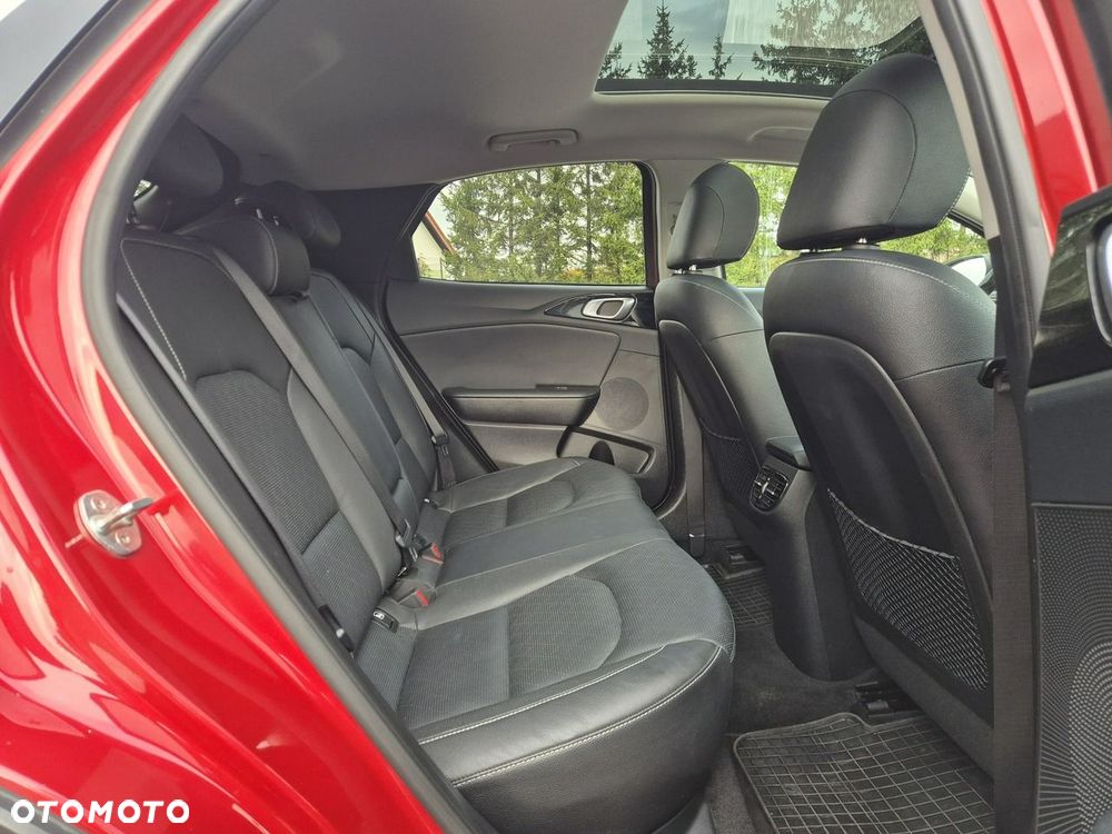 Kia XCeed 1.6 T-GDI XL DCT - 28