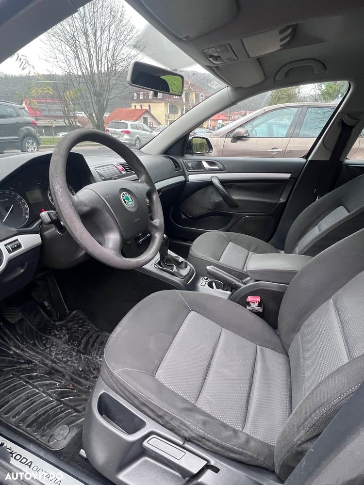 Skoda Octavia 1.6 Classic - 8