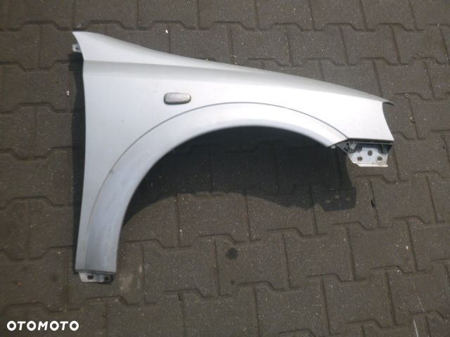 BŁOTNIK PRAWY PRZÓD PRAWY PRZEDNI OPEL ASTRA II G Z157