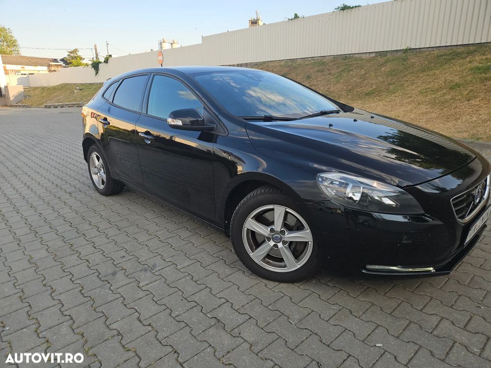 Volvo V40 D2 Aut. Basic - 1