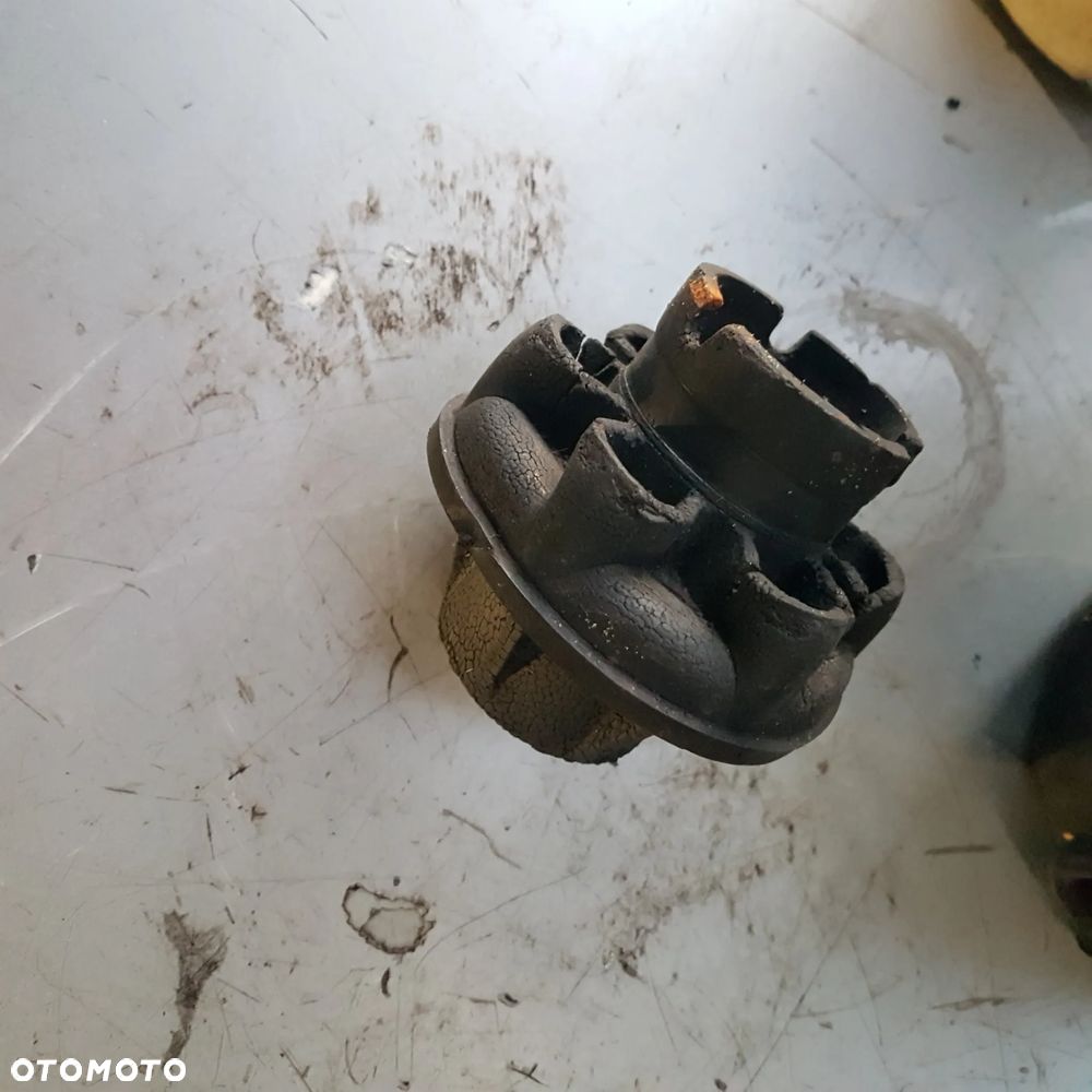 pompa paliwa kosz obejma obudowa guma przewody paliwa mocowanie cinQuecento 900 1100 sporting - 17