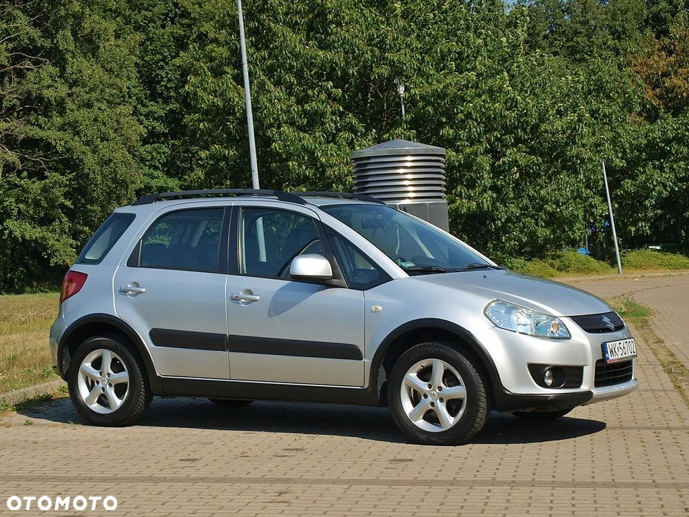 Suzuki SX4 1.6 GS / Premium - 3