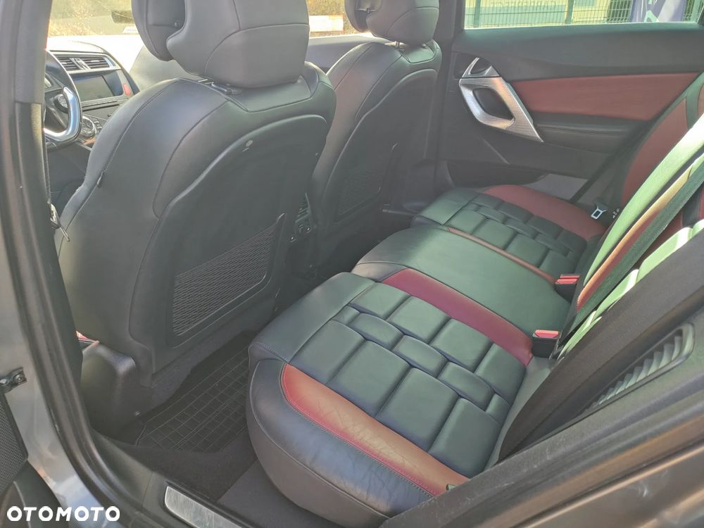 Citroën DS5 Hybrid4 - 21