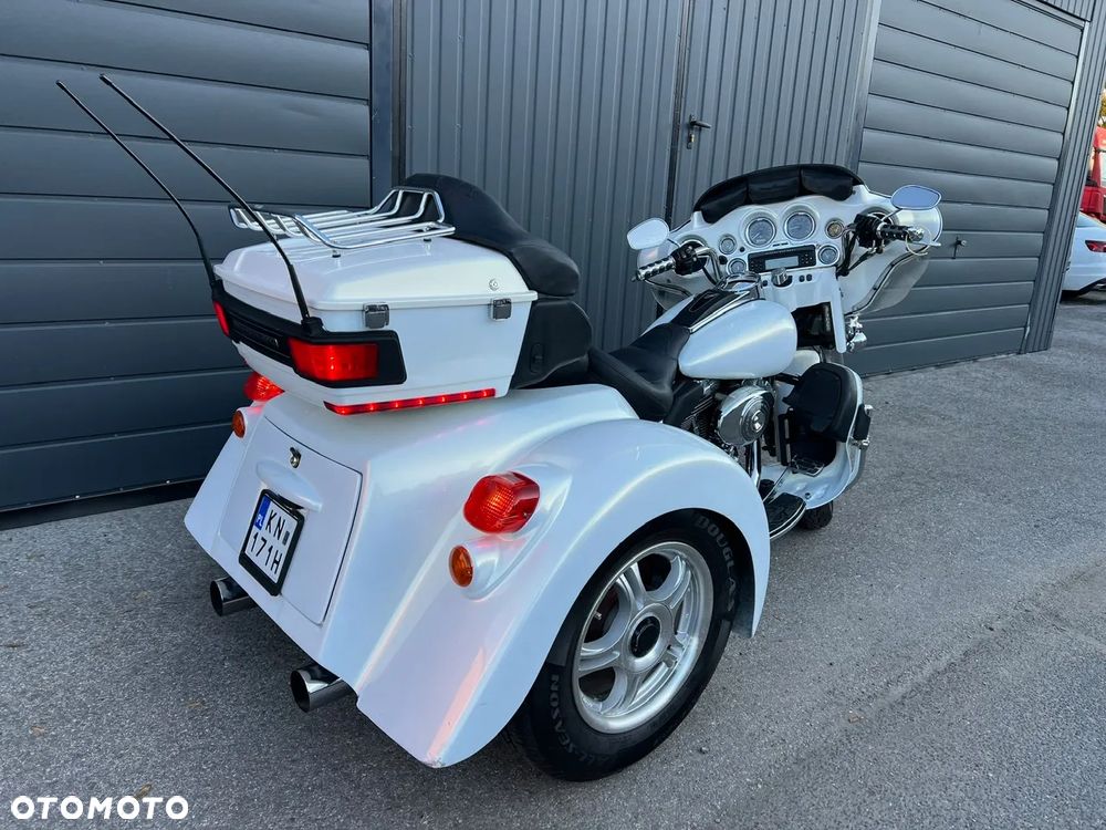 Harley-Davidson Street Glide Trike - 9