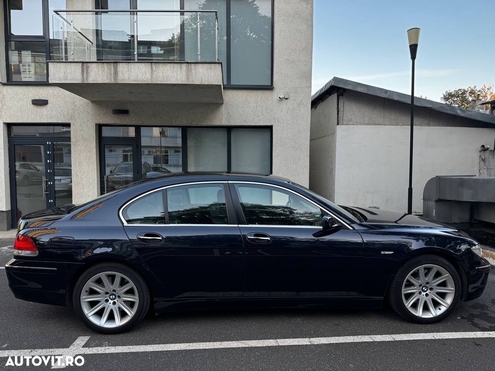 BMW Seria 7 - 8