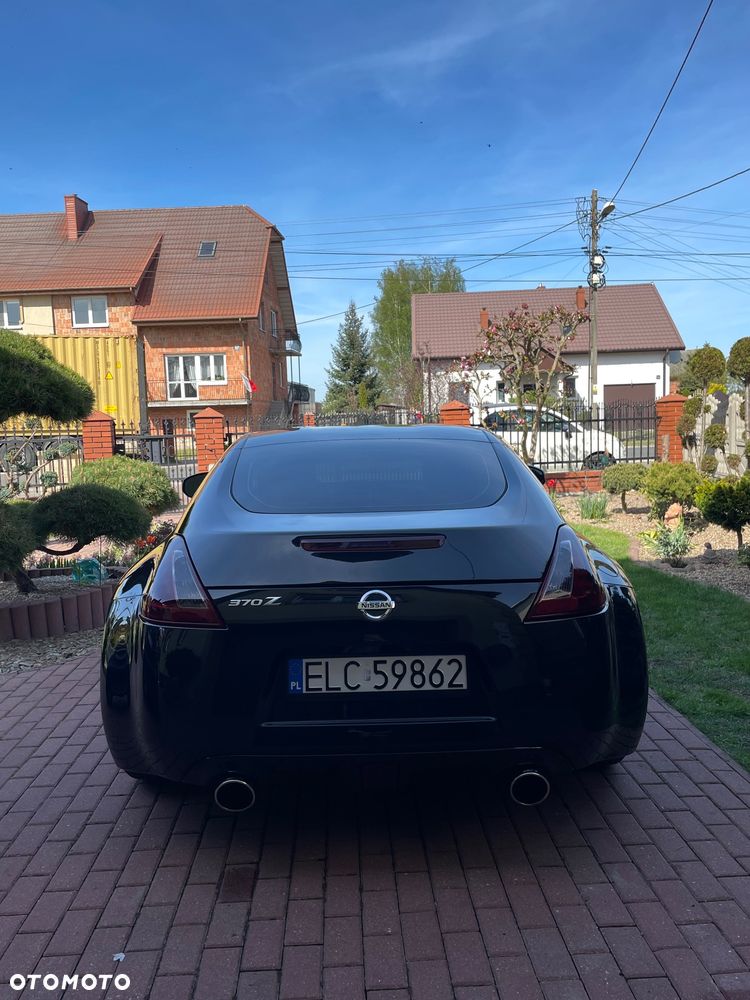 Nissan 370 Z Black Edition - 4