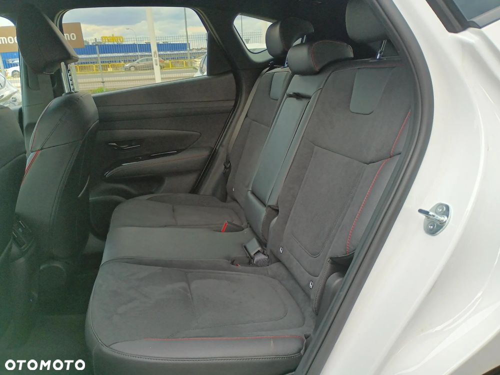 Hyundai Tucson 1.6 T-GDi HEV N-Line 2WD - 17