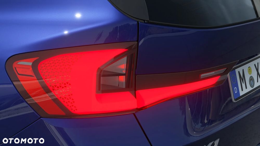 BMW iX1 eDrive20 M Sportpaket - 10