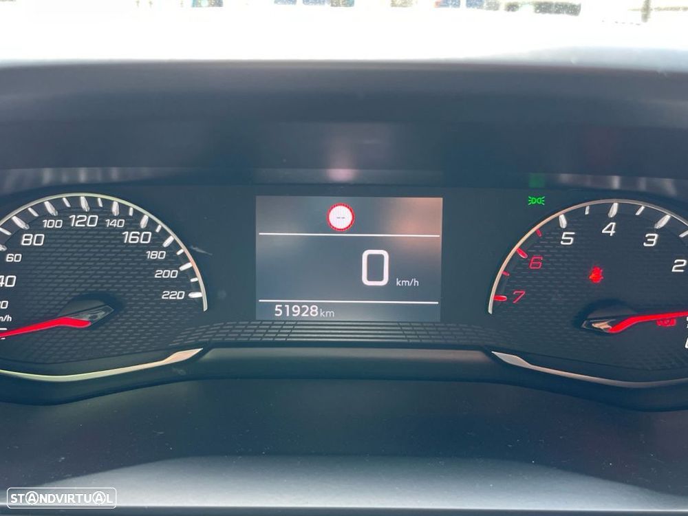 Peugeot 2008 1.2 PureTech Active Pack - 3