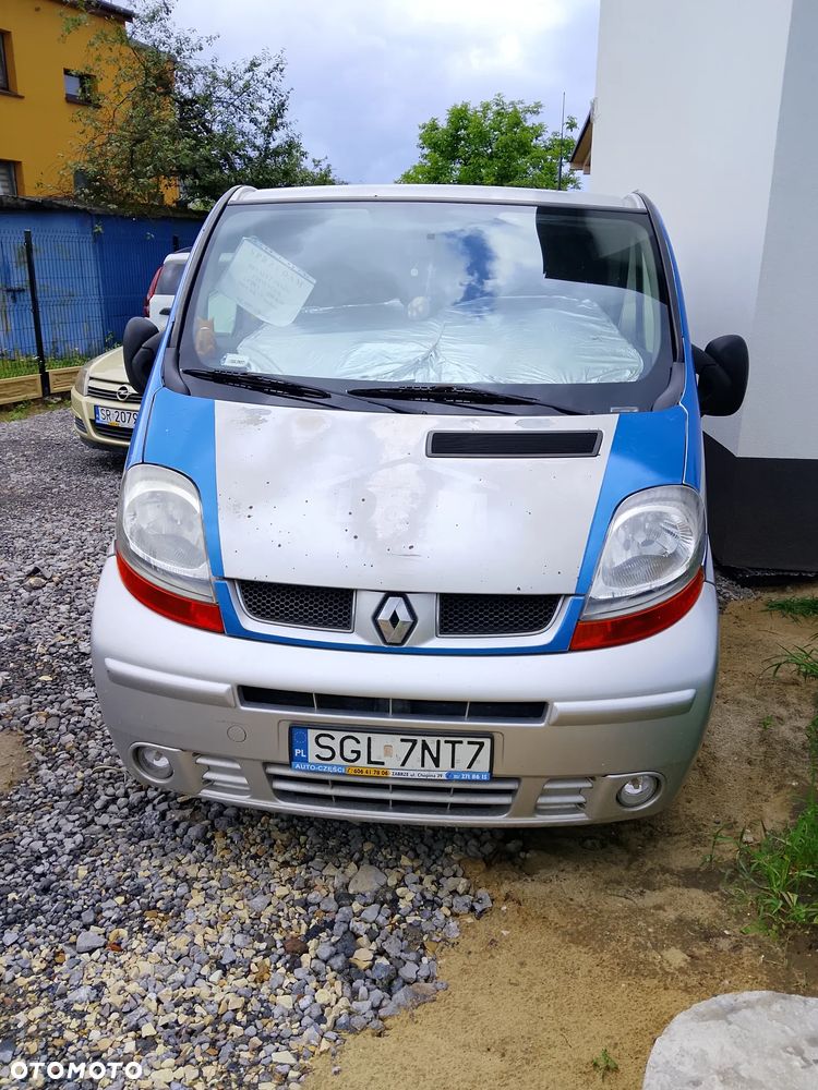 Renault Trafic Passenger - 2
