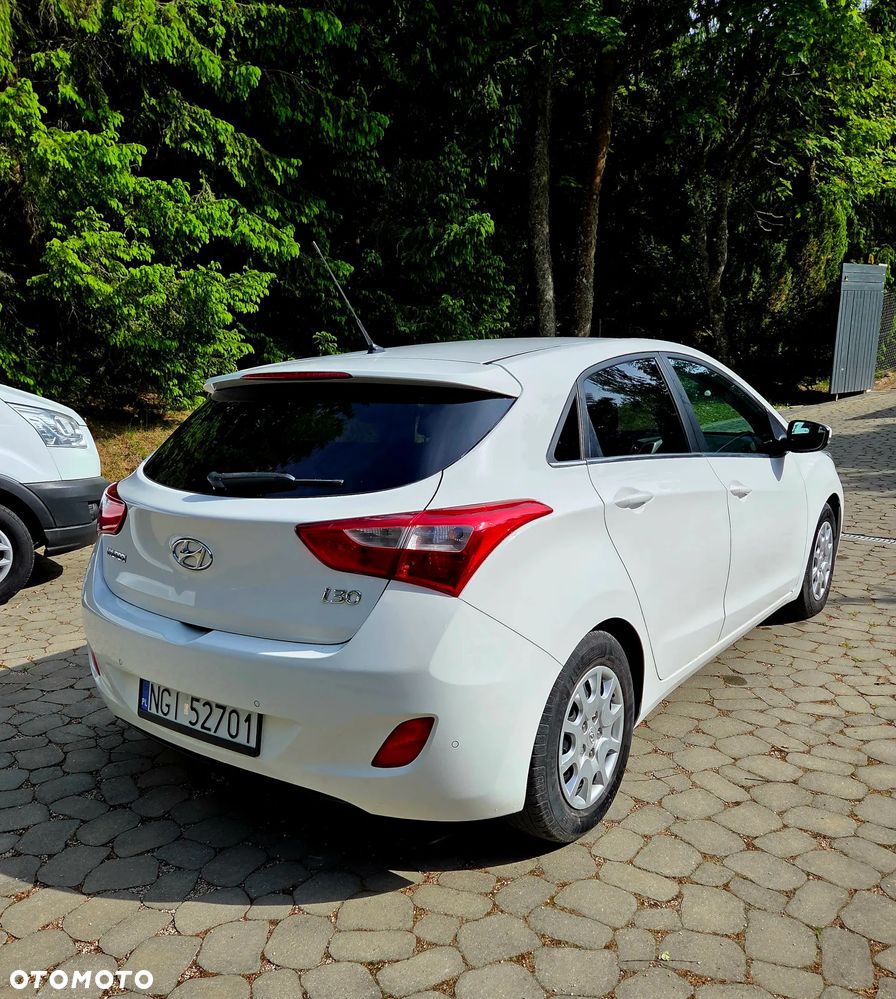 Hyundai i30 1.6 CRDi Premium - 4
