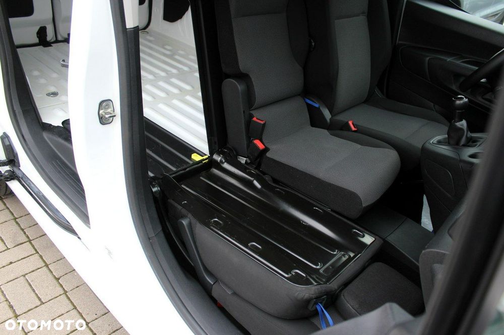 Toyota Proace City - 11