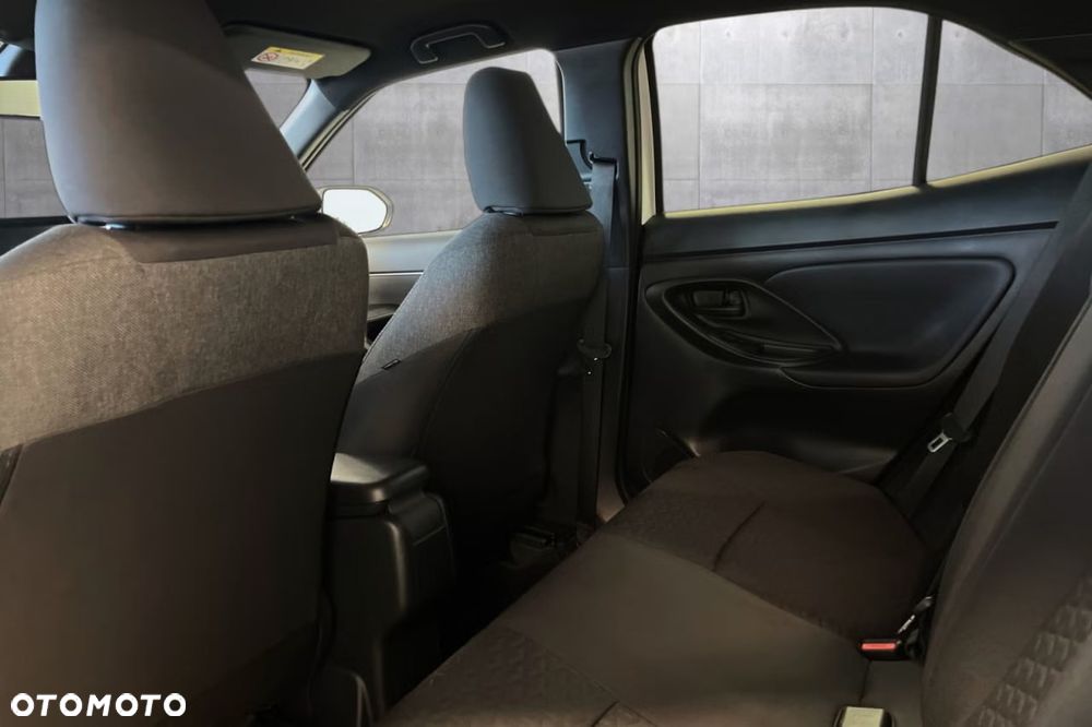 Toyota Yaris Cross Hybrid 1.5 Active - 14