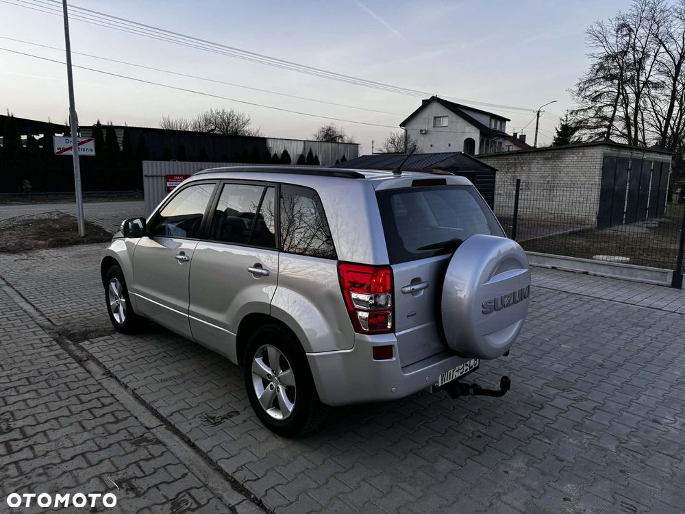 Suzuki Grand Vitara 2.4 Automatik Comfort - 1