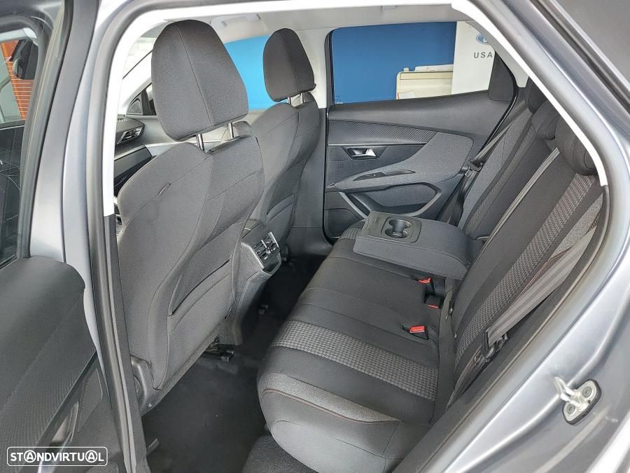 Peugeot 3008 1.5 BlueHDi Active - 17