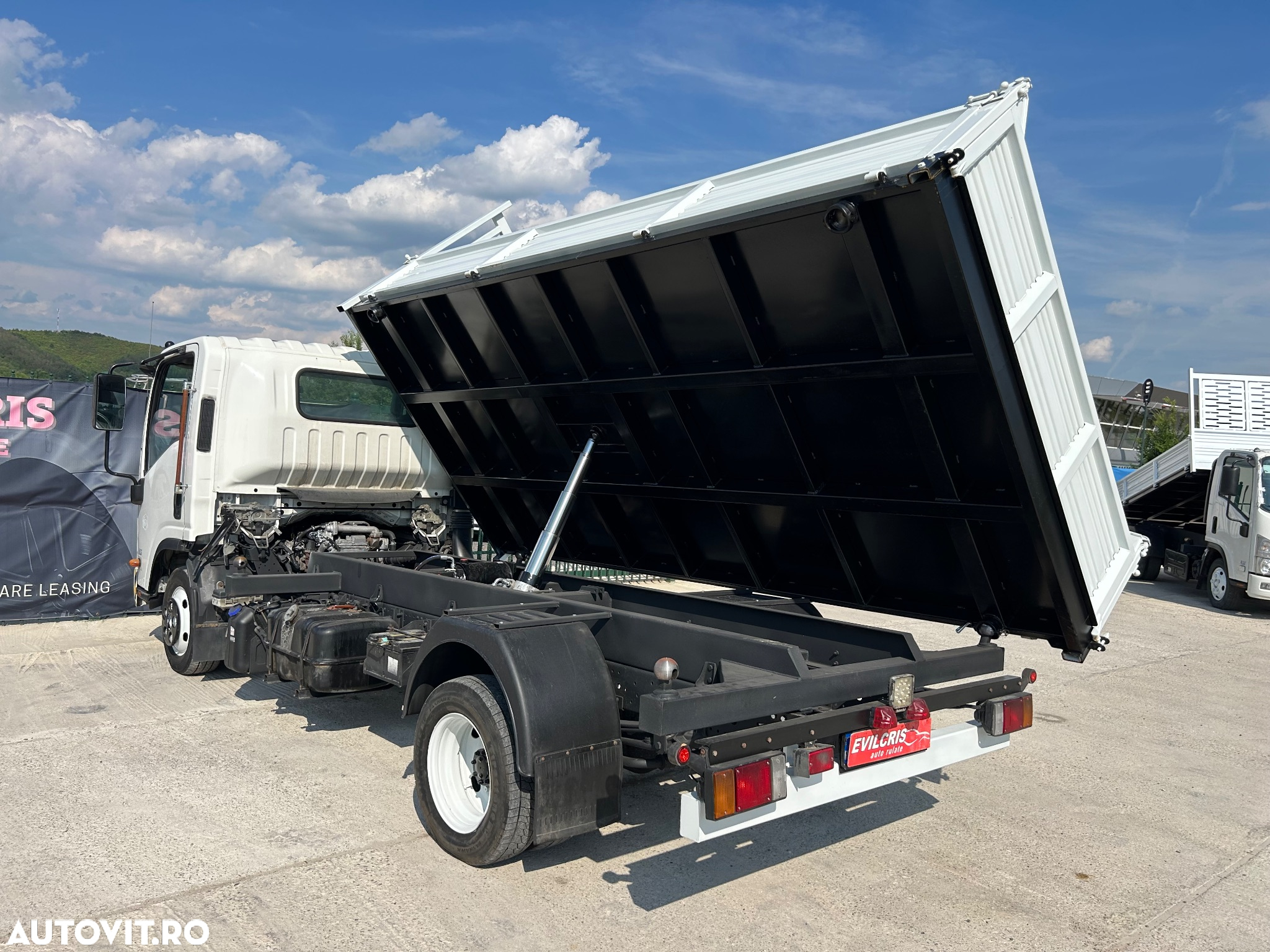 Isuzu N35 BASCULABIL 3 PARTI 4.2 m - 13