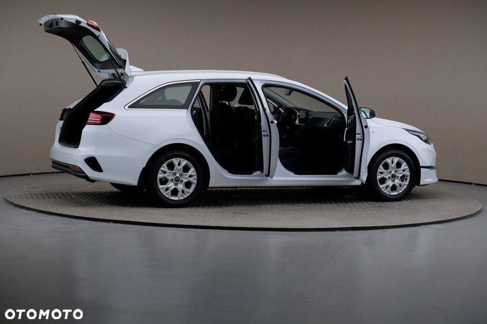 Kia Ceed 1.5 T-GDI M - 6