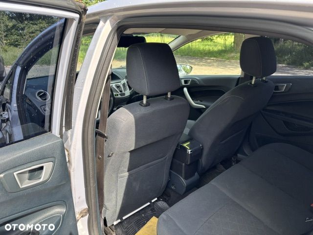 Ford Fiesta - 6