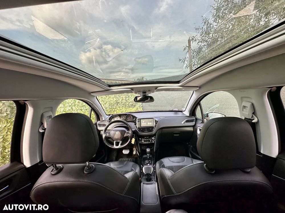 Peugeot 2008 - 10