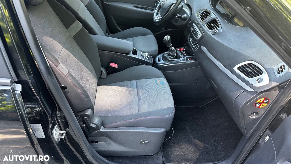 Renault Scenic - 9