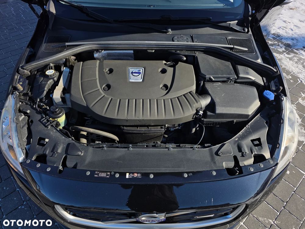 Volvo V60 D3 Geartronic Summum - 8