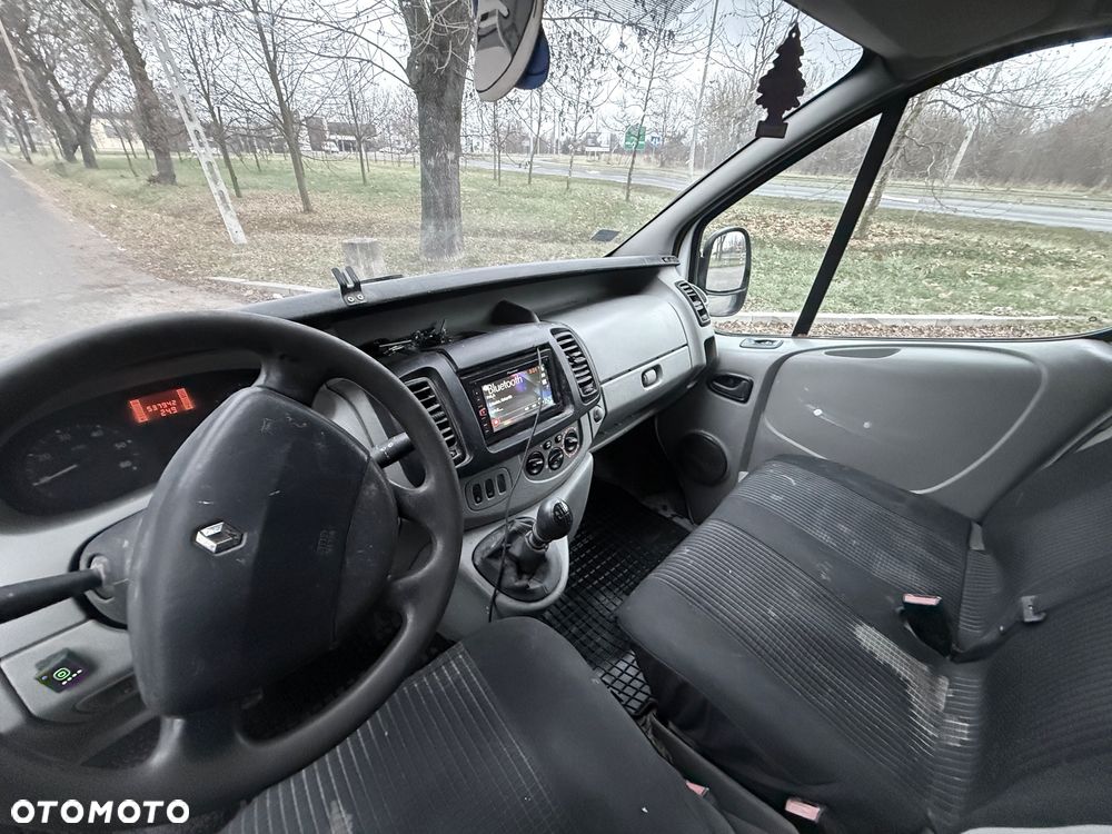 Renault Trafic L2H1 - 12