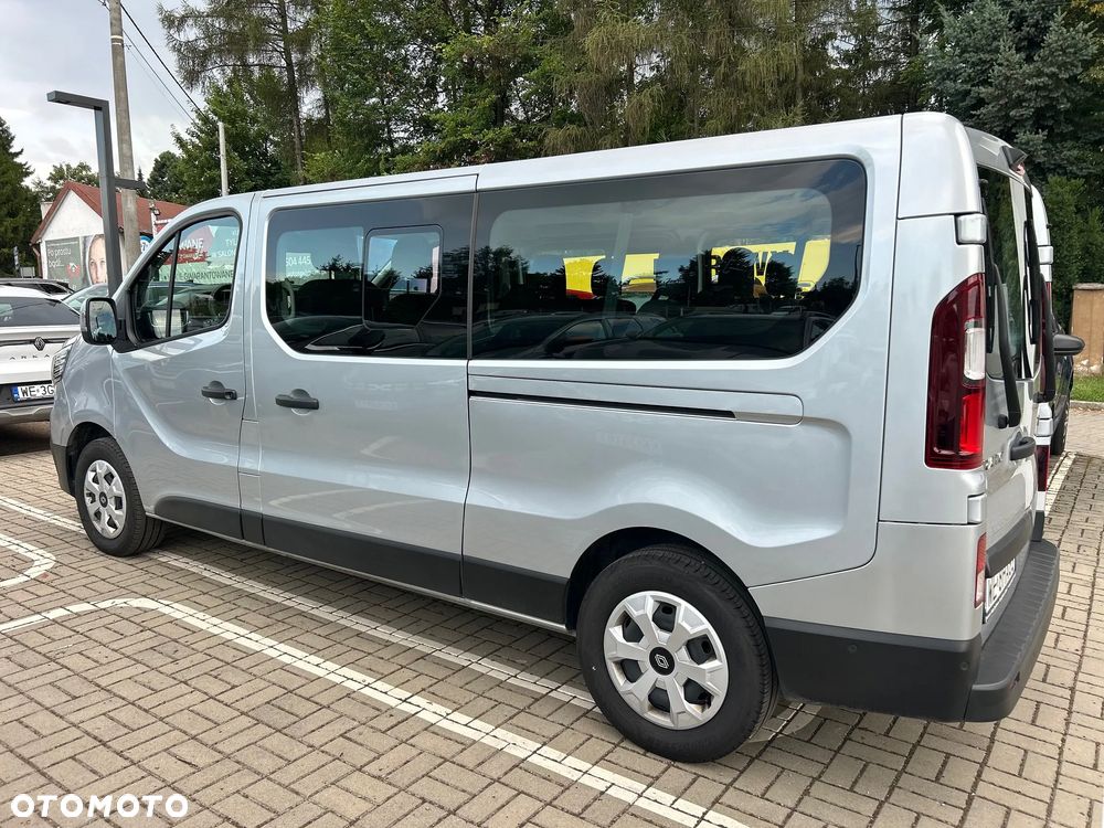 Renault Trafic 2.0 dCi - 4