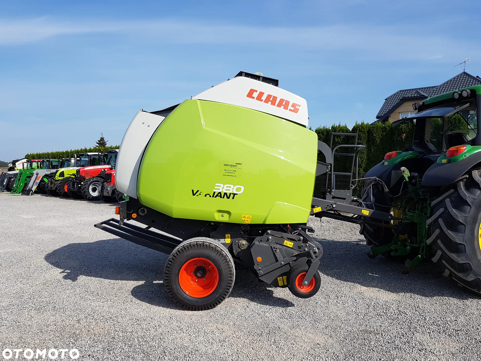 Claas VARIANT 380 - 29