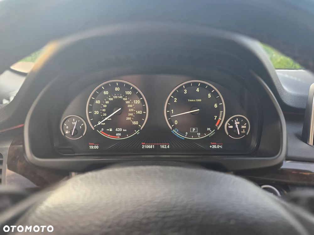BMW X5 3.5i xDrive - 28