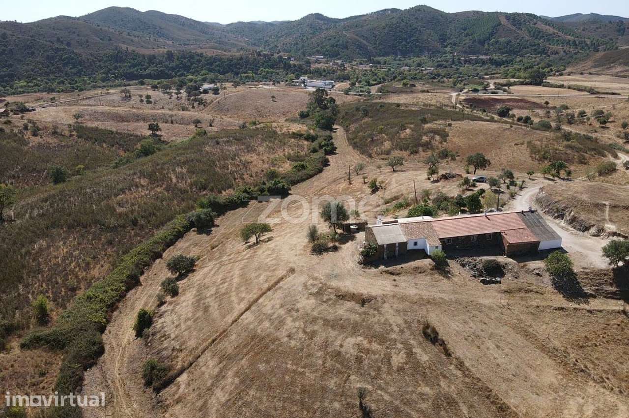 Quinta em Barranco da Alcaria, São Marcos da Serra - Grande imagem: 3/57