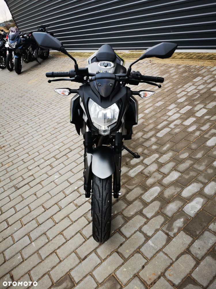 Kawasaki Z - 16