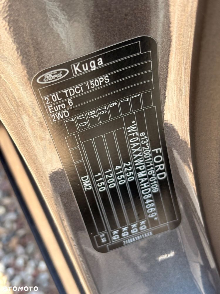 Ford Kuga 2.0 TDCi 2x4 Titanium - 25