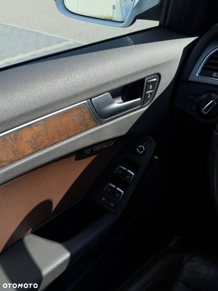 Audi A4 Limousine 2.0 TDI DPF quattro S tronic Ambiente - 12