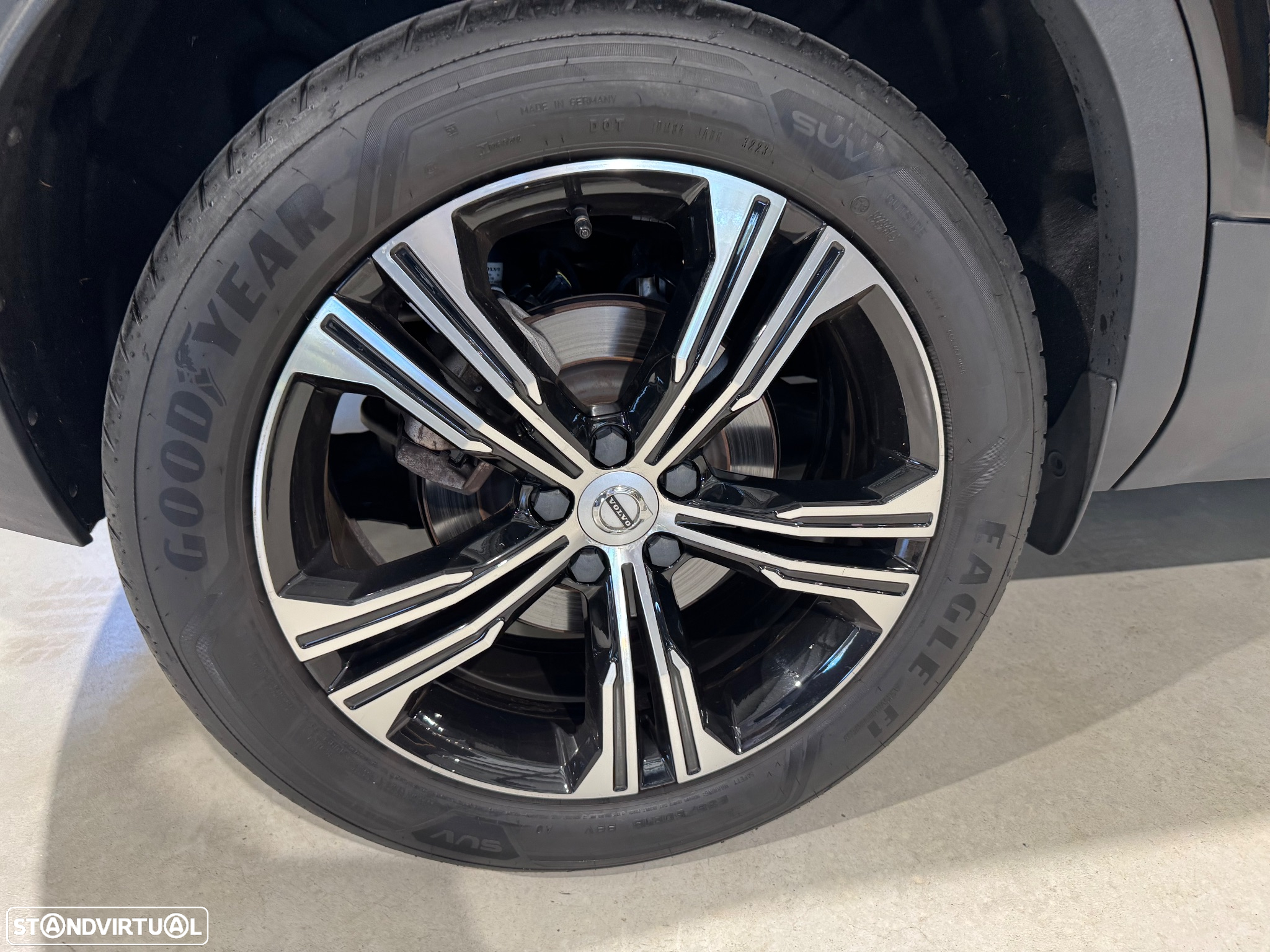 Volvo XC 40 1.5 T5 PHEV Inscription - 14