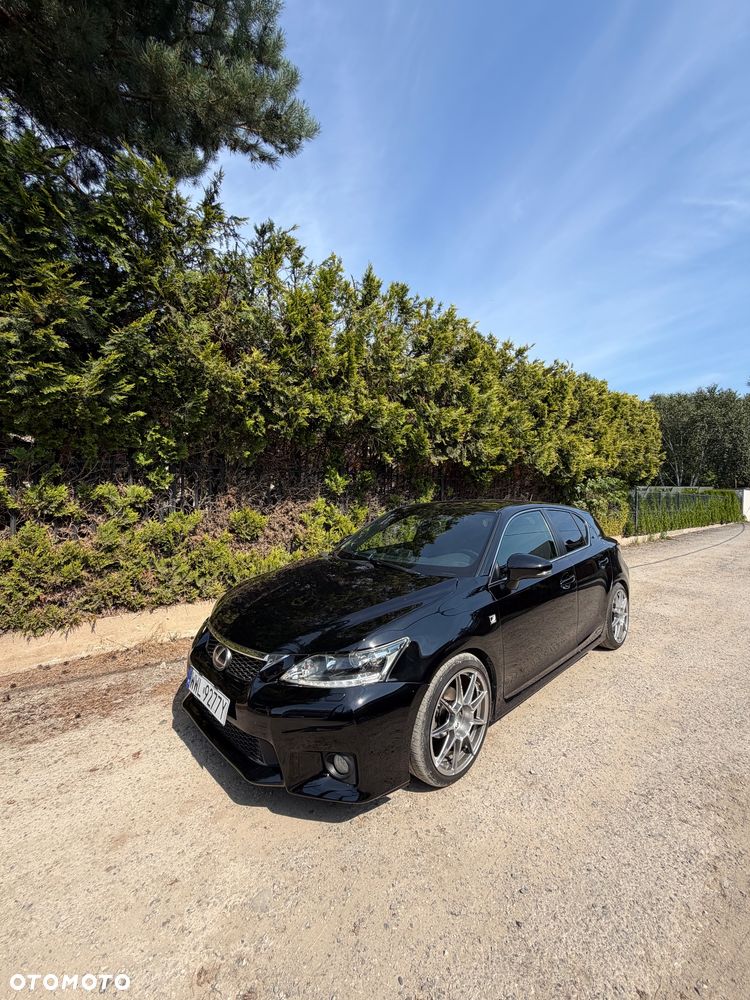 Lexus CT 200h F Sport - 2