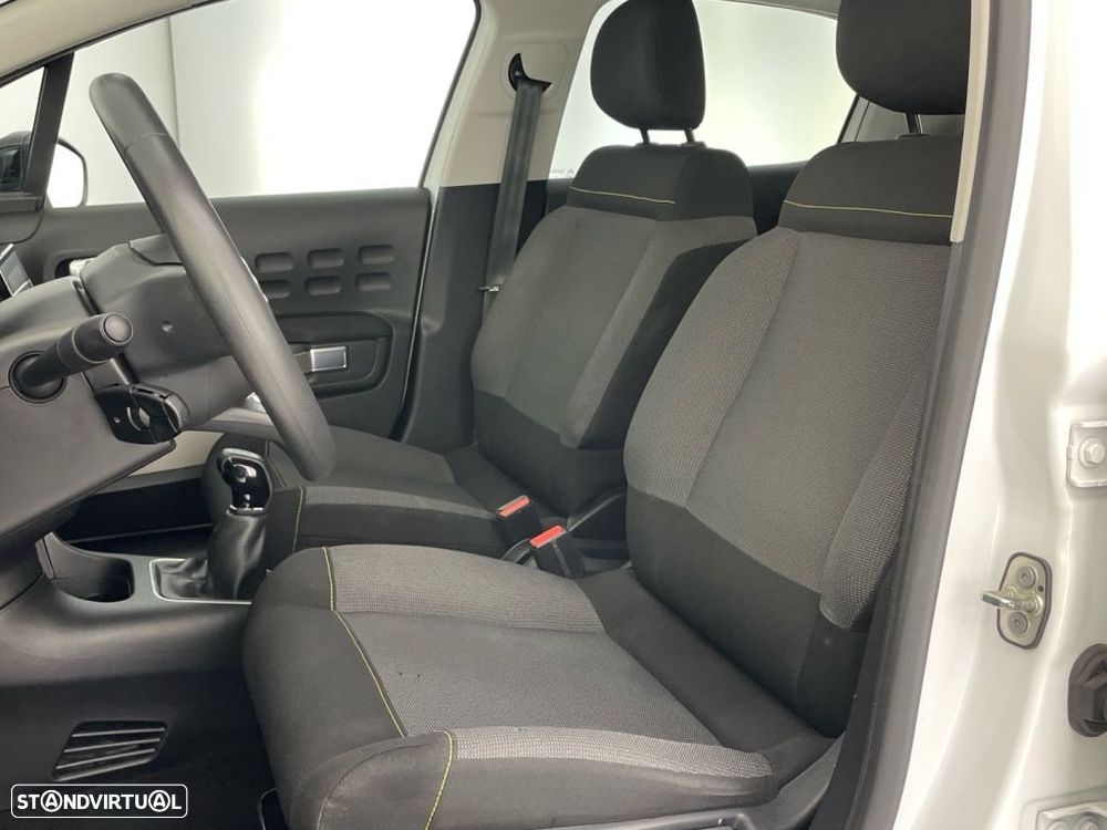 Citroën C3 1.2 PureTech C-Series - 17