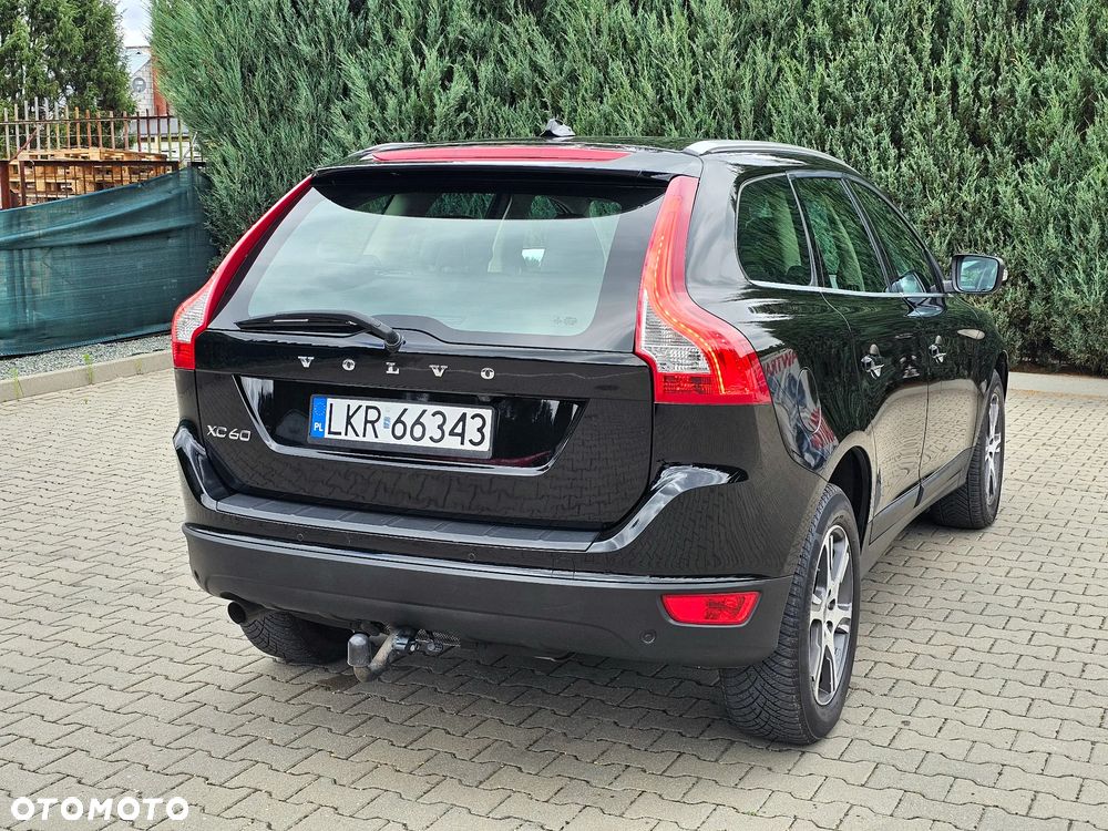 Volvo XC 60 D3 Summum - 4